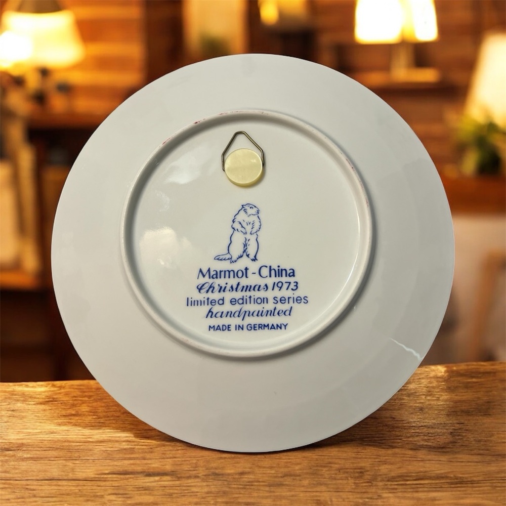 Marmot Christmas 1973 Limited Edition Series Hand Painted Plate Made in Germany